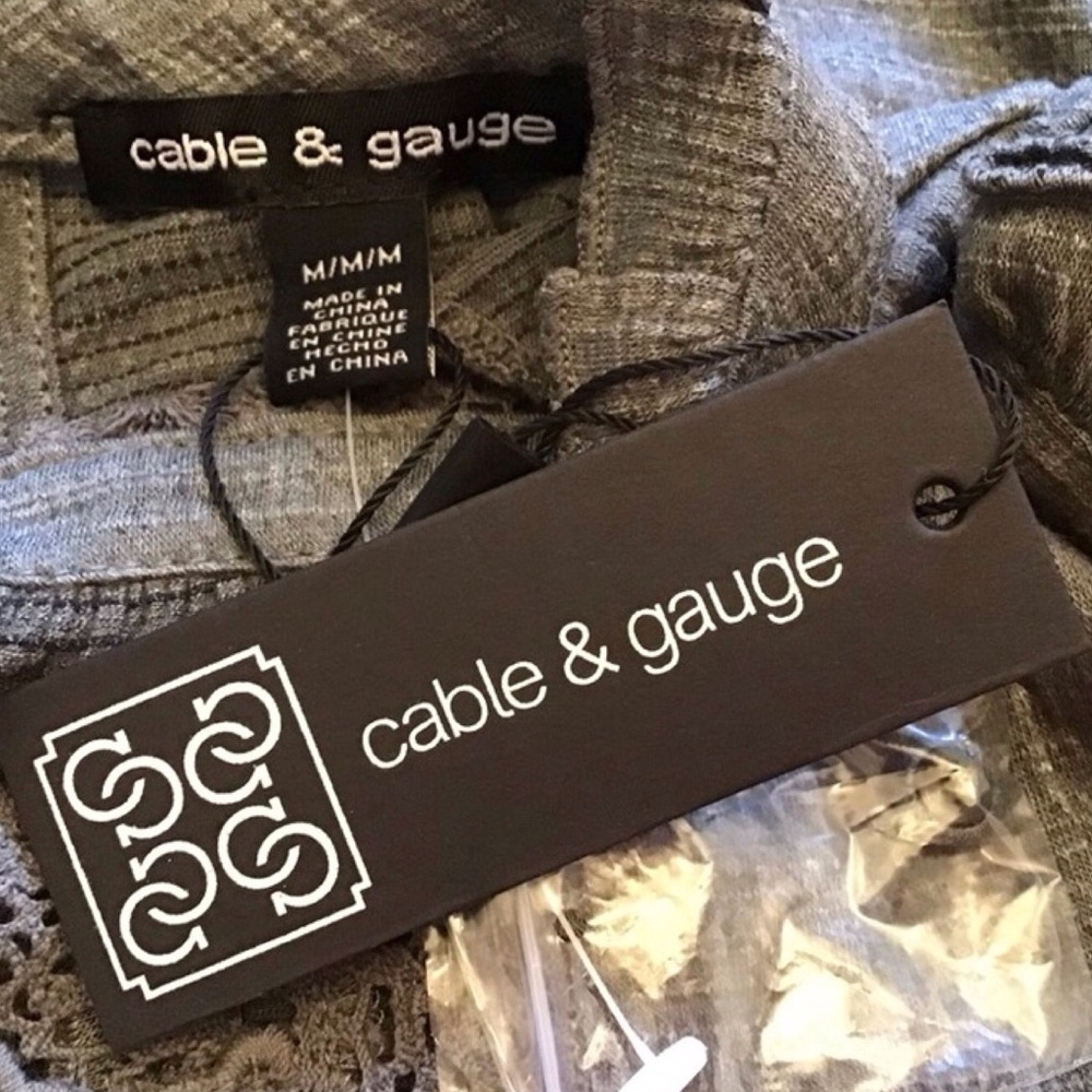 Cable & Gauge Crochet Sleeveless Top (NWT) (Size: Medium) - Picture 7 of 7